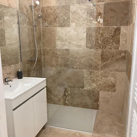 & Lumineux A Appartamento